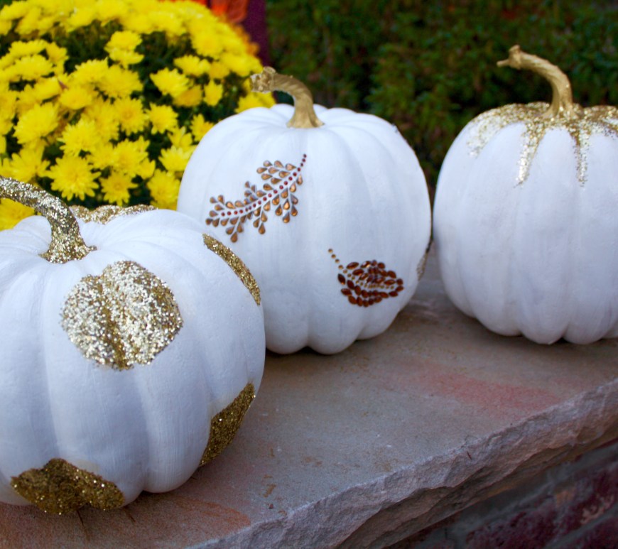 DIY Glitzy Pumpkin