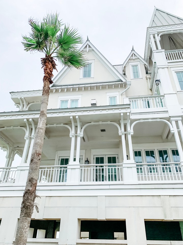 Beachtown - Galveston Travel Guide